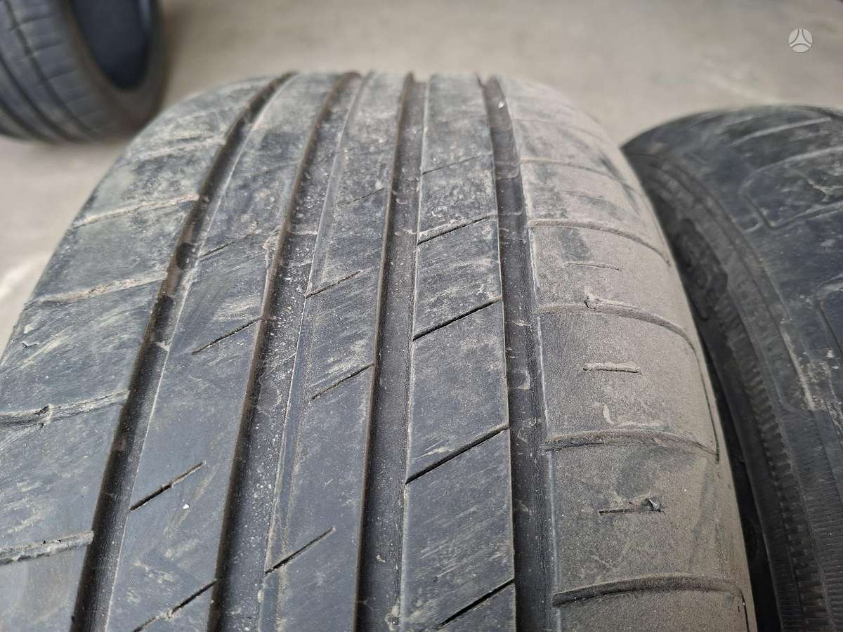 Goodyear, summer 205/55 R17