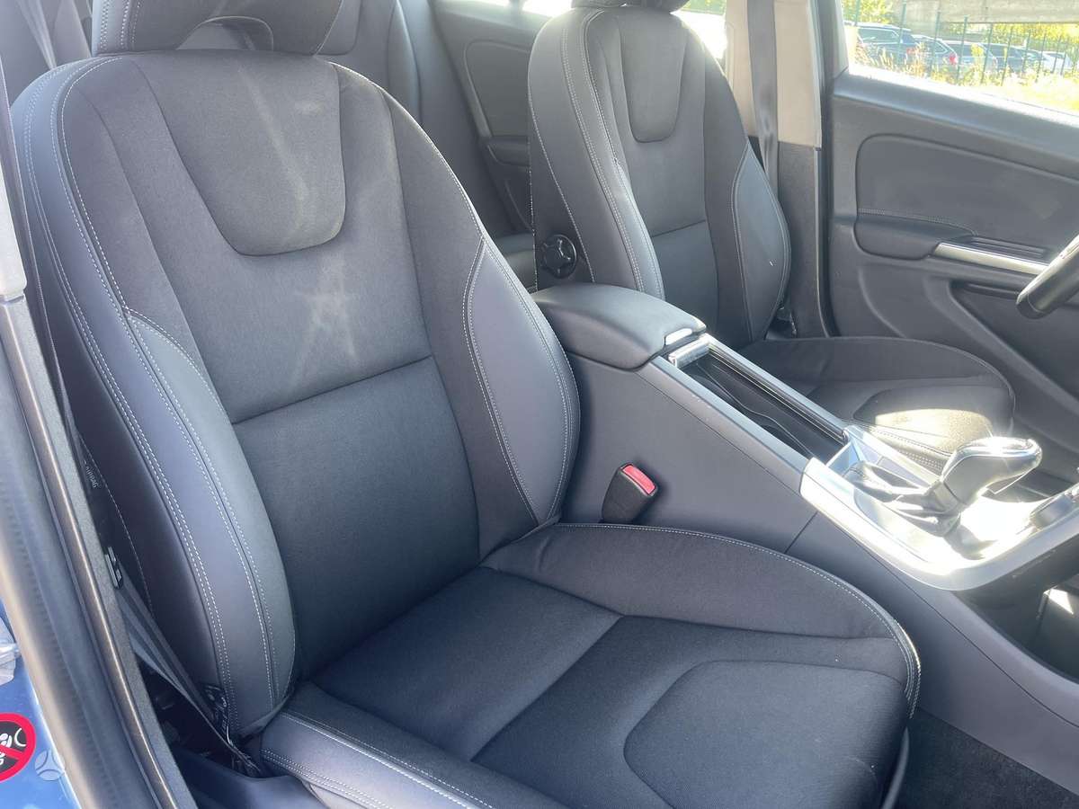 Volvo V60, 2.0 l., Хэтчбек