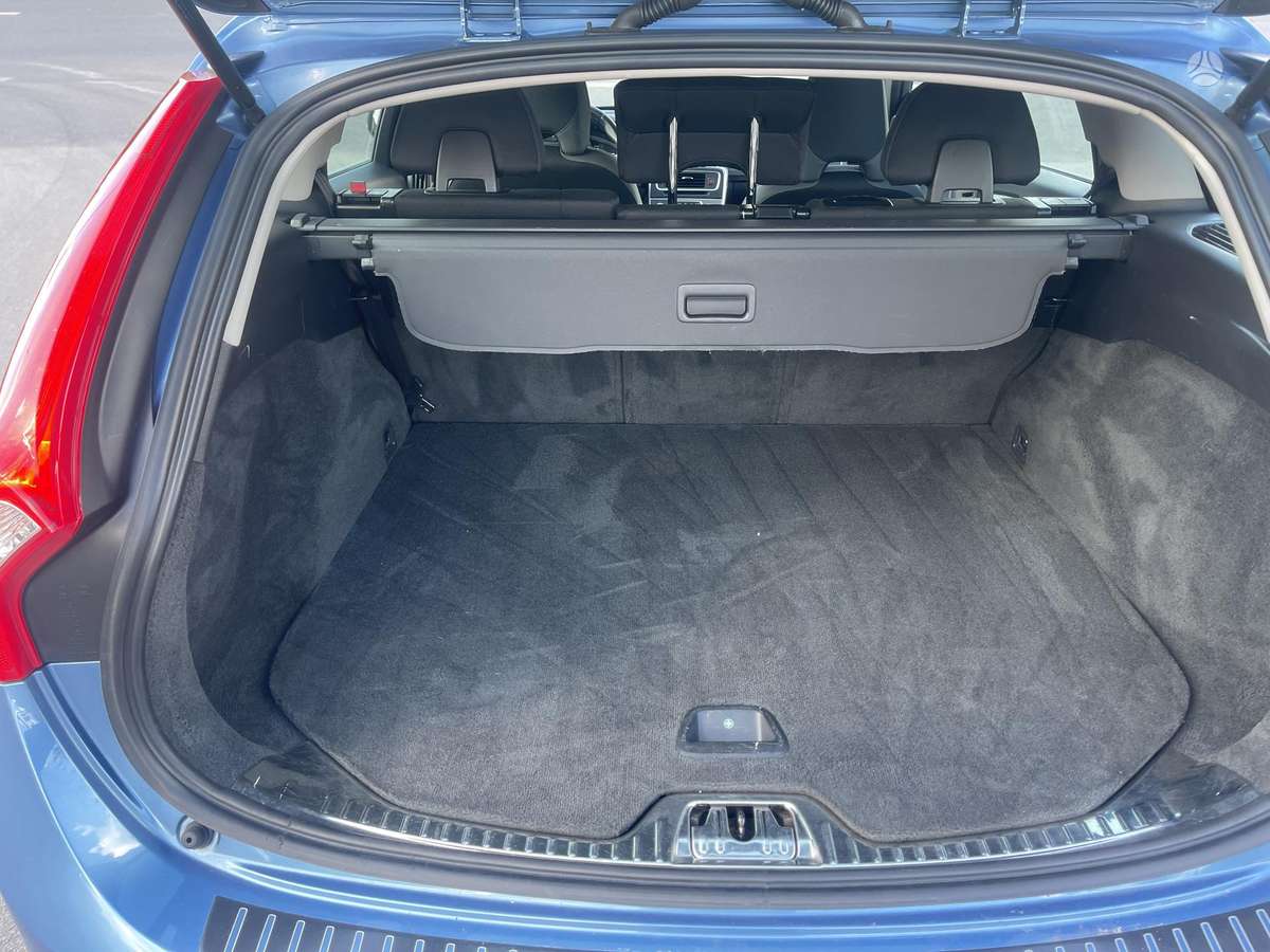 Volvo V60, 2.0 l., Хэтчбек
