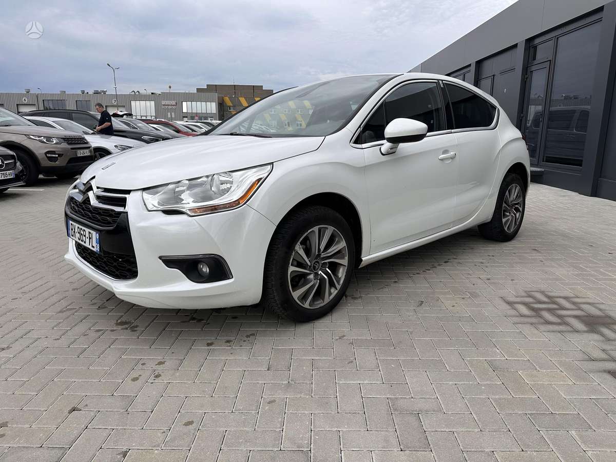 Citroen DS4, 1.6 l., Хэтчбек