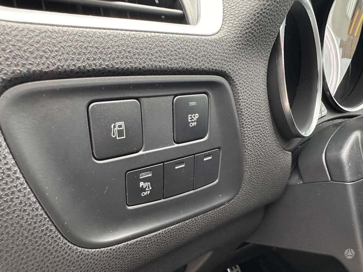 Citroen DS4, 1.6 l., hatchback