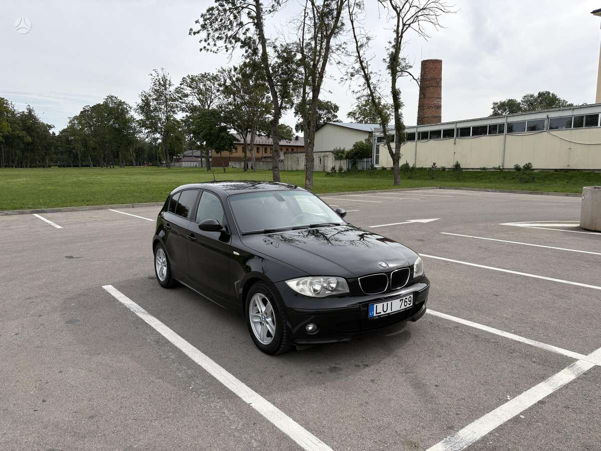 BMW 118, 2.0 l., Хэтчбек