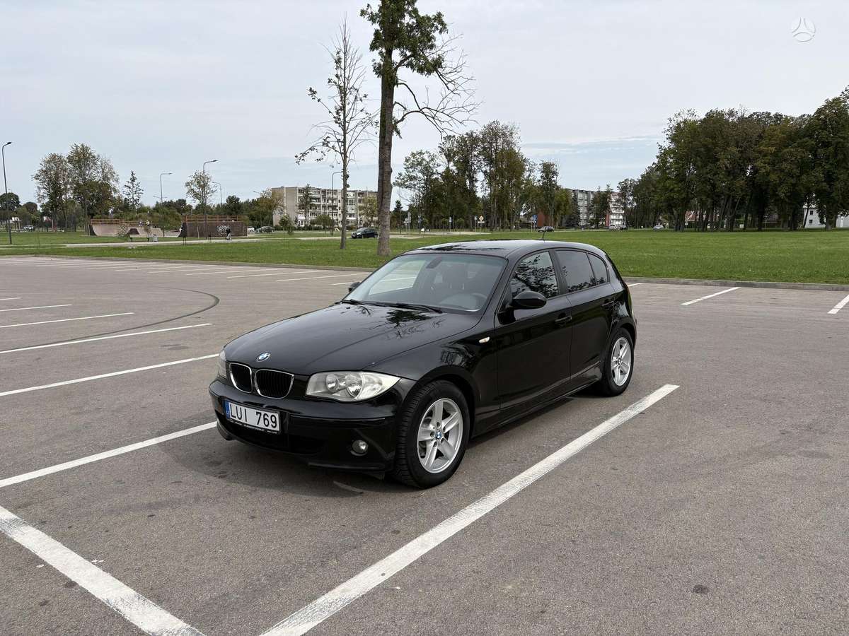 BMW 118, 2.0 l., Хэтчбек