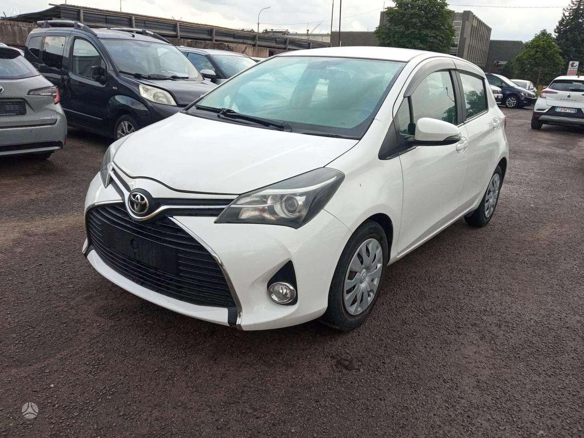 Toyota Yaris - 3