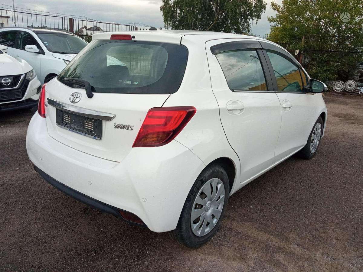 Toyota Yaris - 9