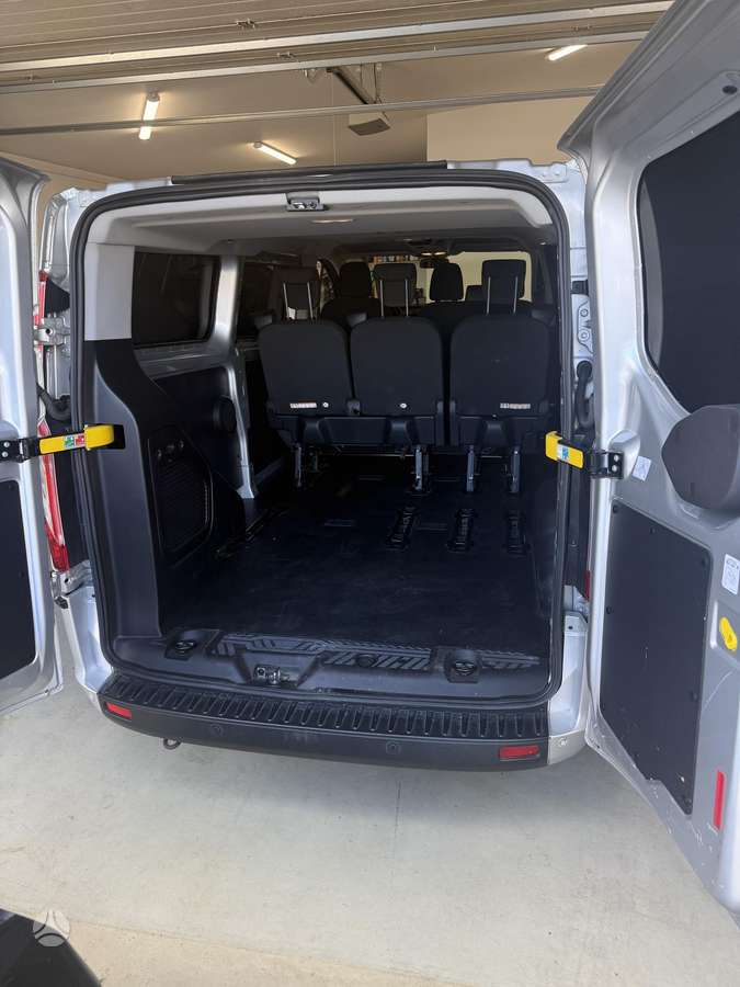 Ford Transit Custom, 2.0 l., Минивэн