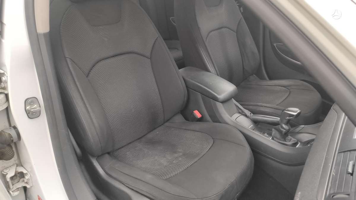 Citroen C5, 1.6 l., Седан