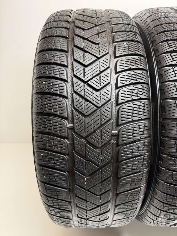 Pirelli Scorpion Winter 2023m, winter 235/55 R18
