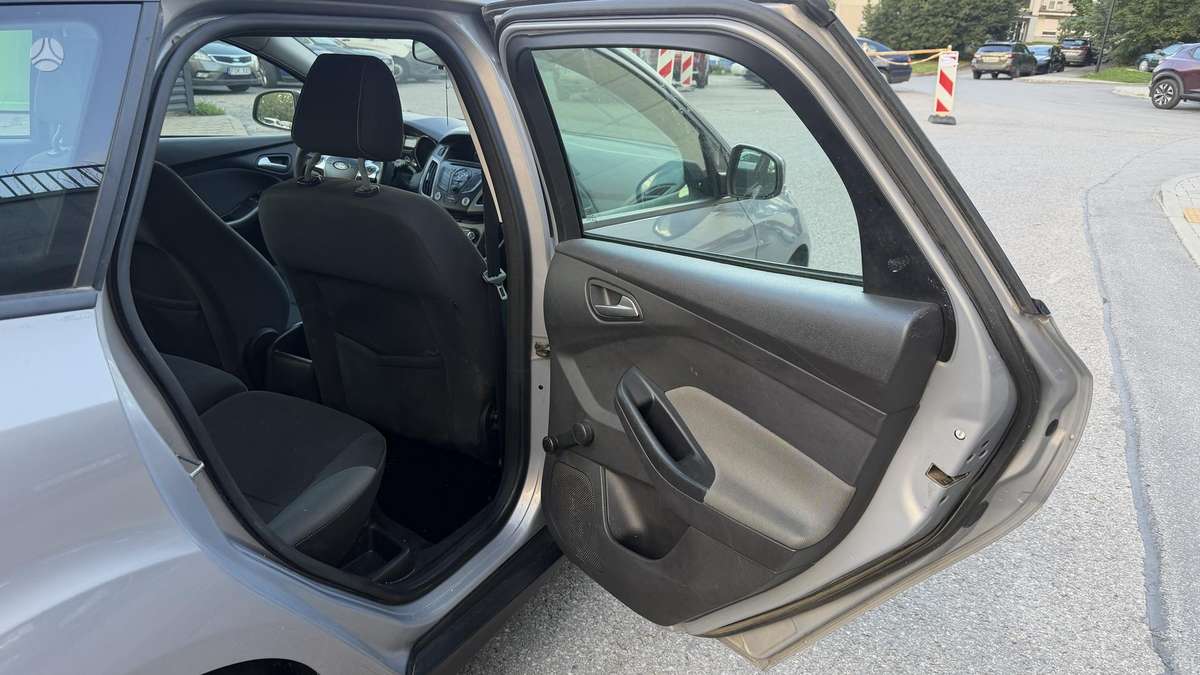 Ford Focus, 1.0 l., Универсал