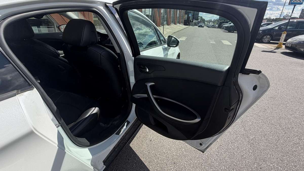 Citroen C5, 1.6 l., Седан