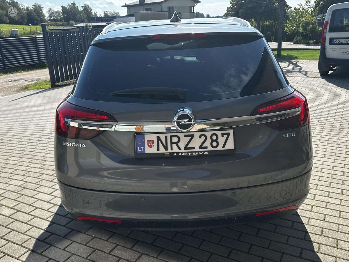 Opel Insignia, 1.6 l., Универсал