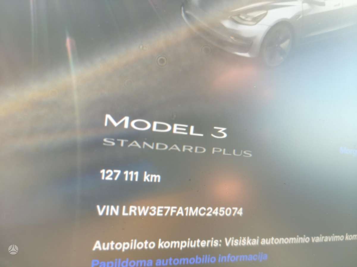 Tesla Model 3, 60 кВт·ч, Хэтчбек