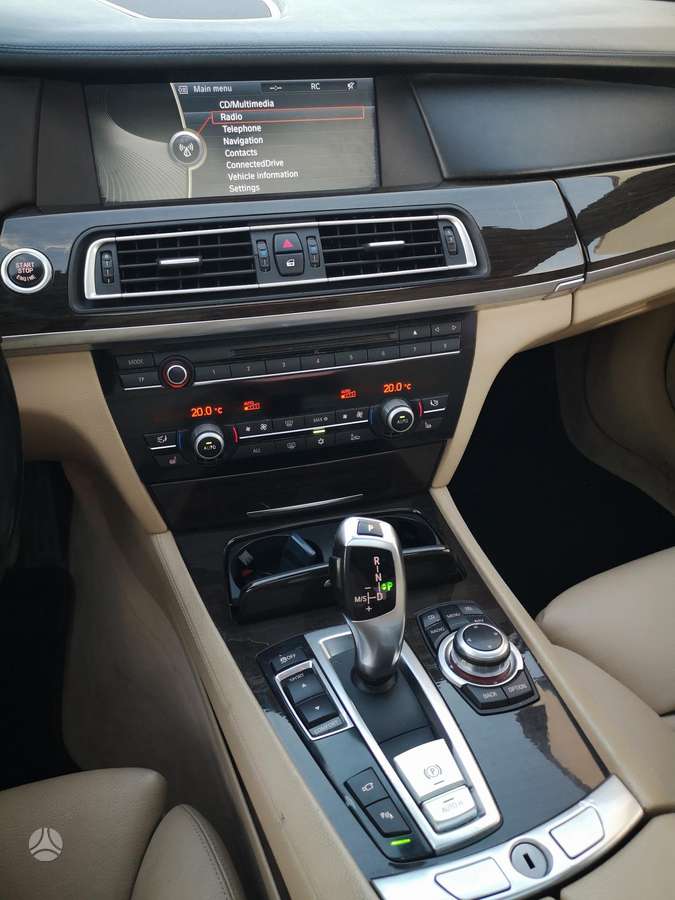 BMW 730, 3.0 l., Седан