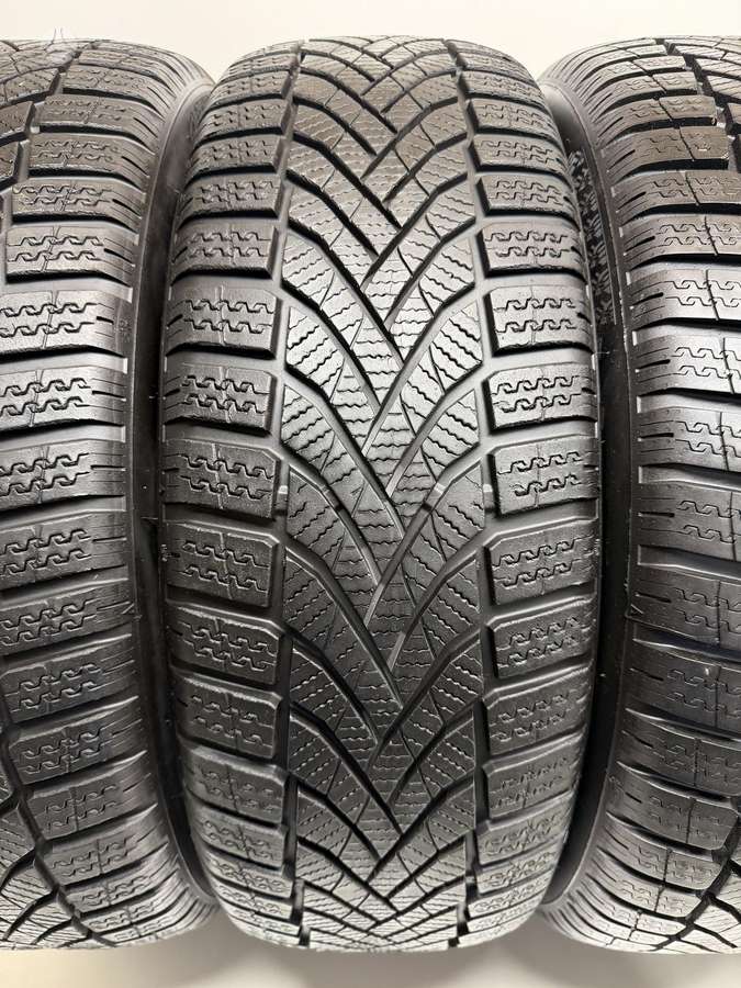 Falken EuroWinter HS02 2023m, winter 215/60 R17