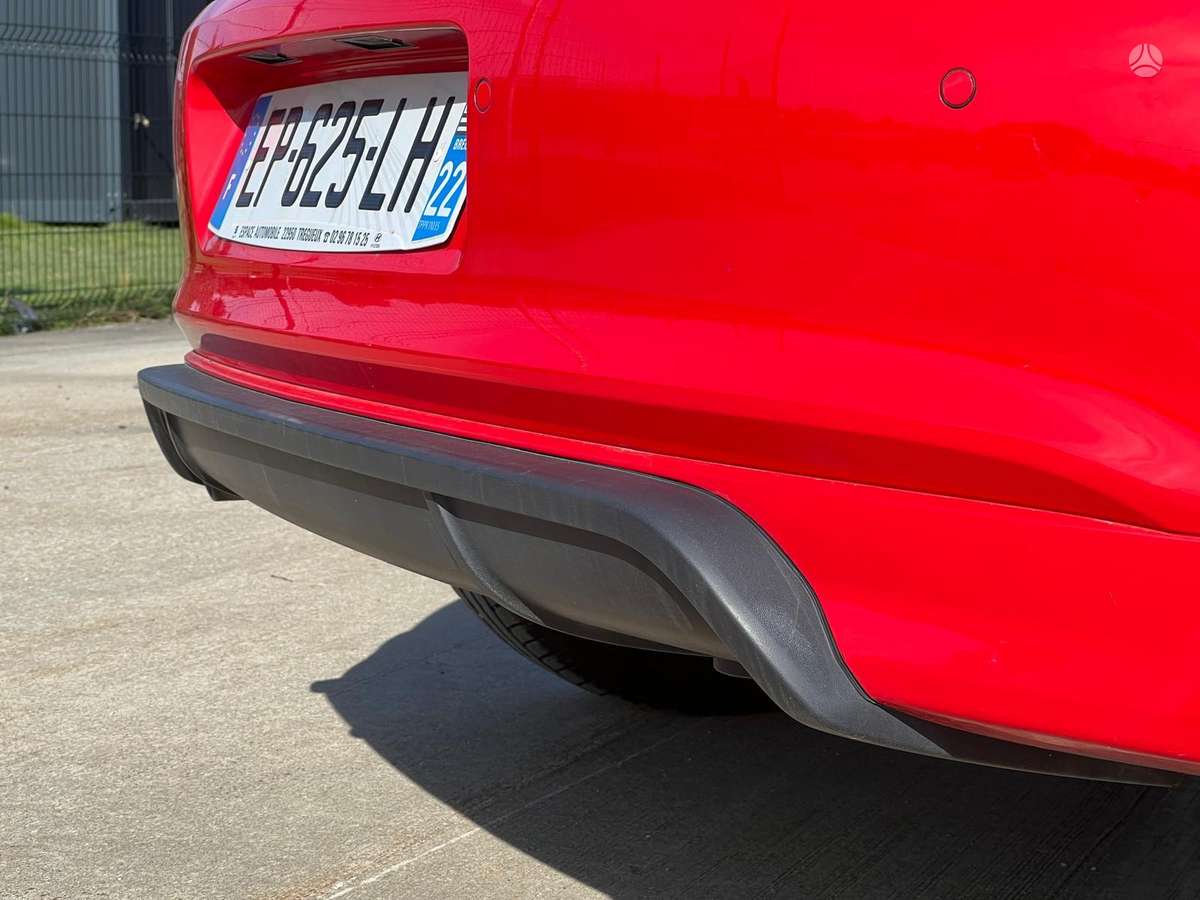 Volkswagen Polo - 9