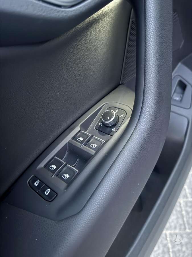 Volkswagen Touareg - 6