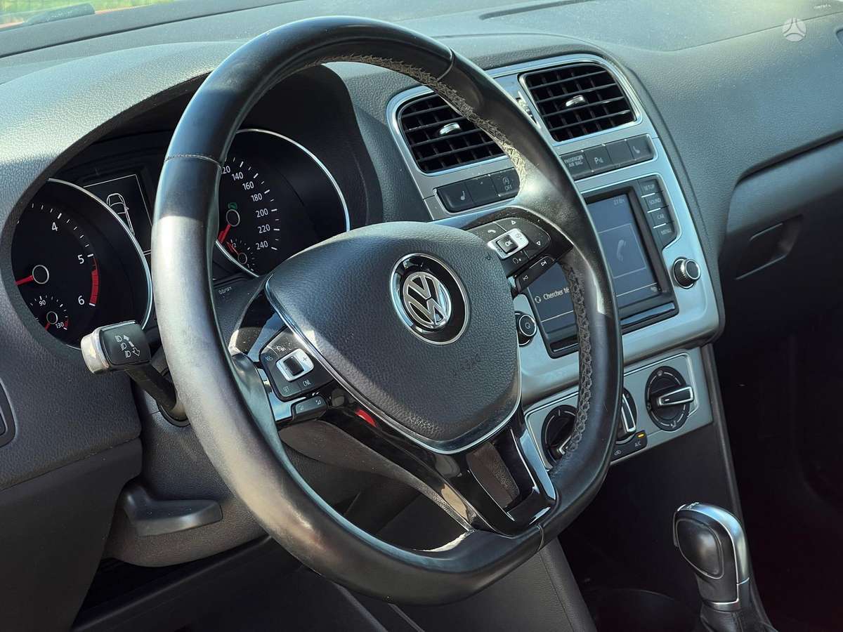 Volkswagen Polo - 12