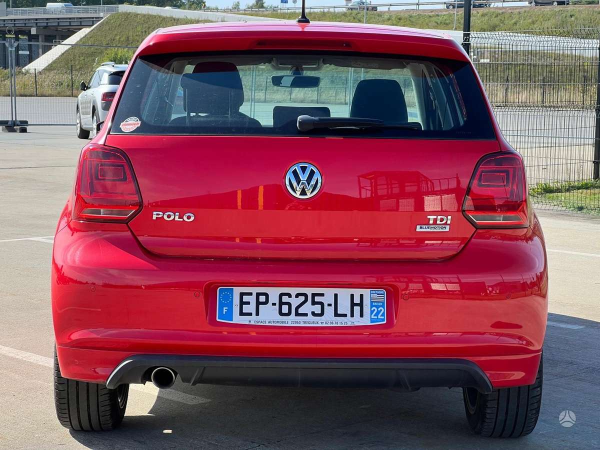 Volkswagen Polo - 8