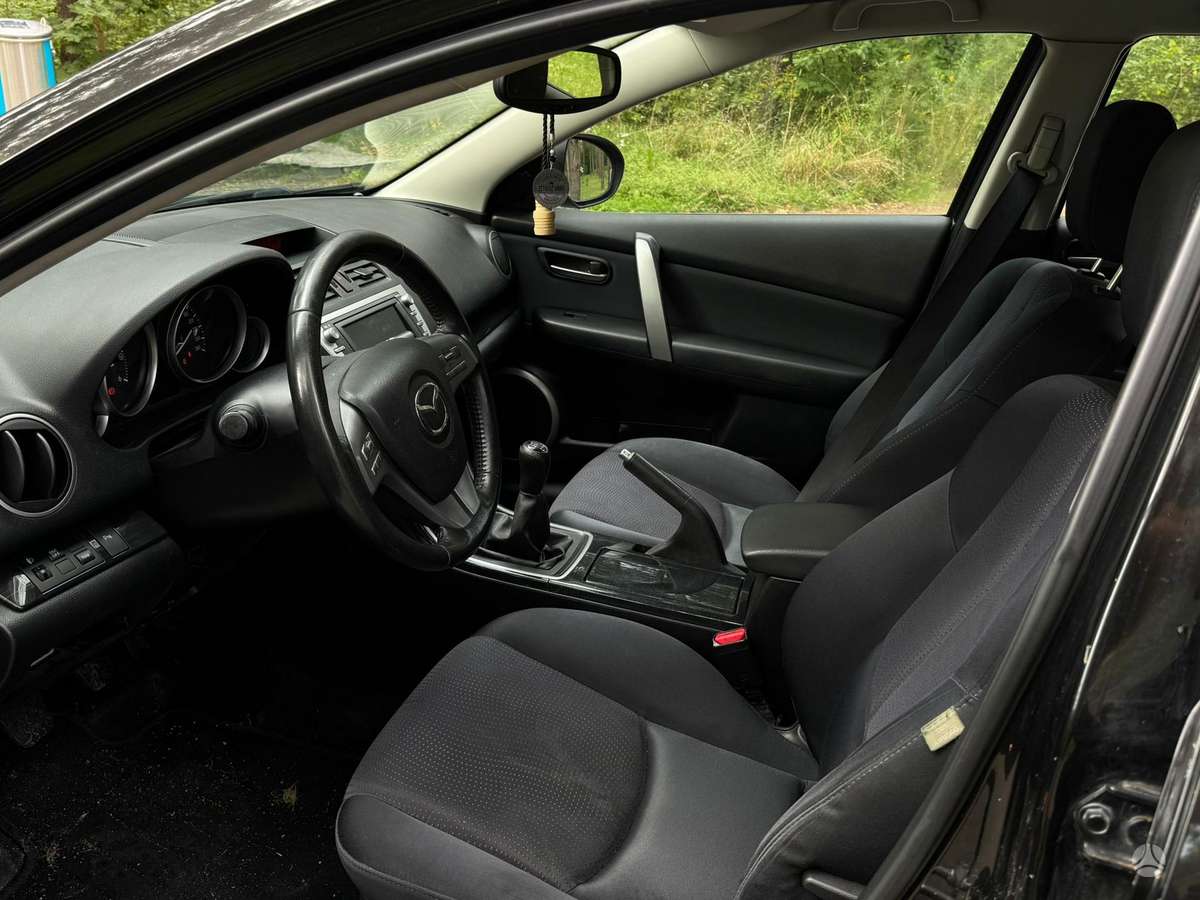 Mazda 6, 2.0 l., universalas