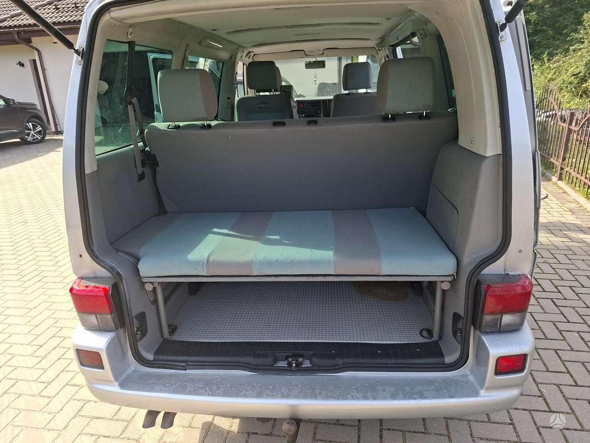 Volkswagen Multivan - 7