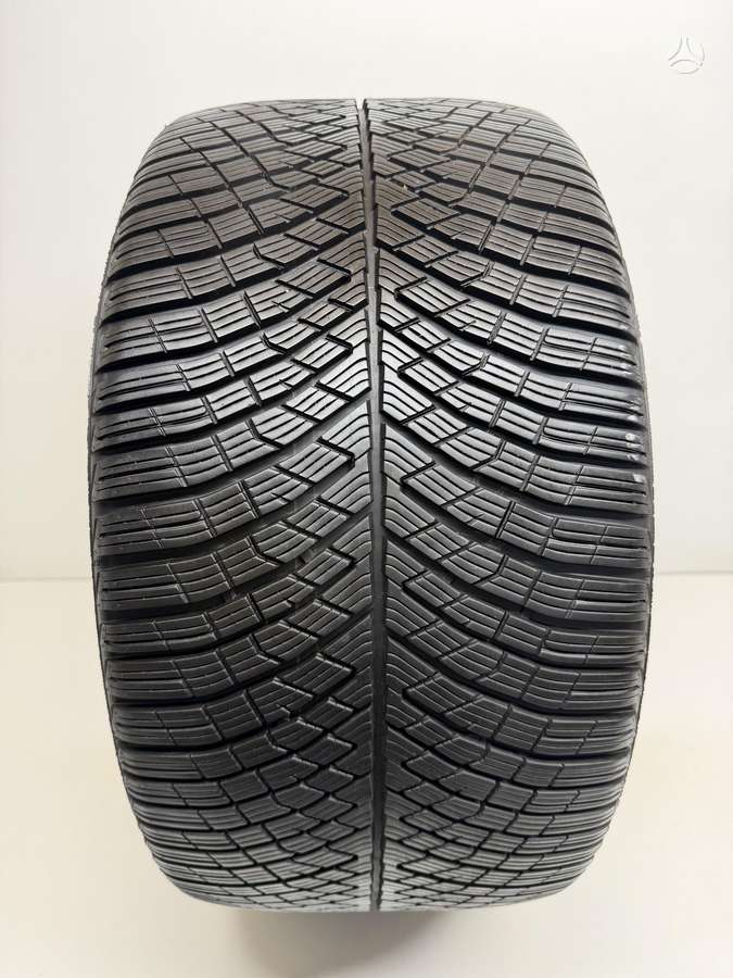Pirelli P-Zero Winter 2 2024m, winter 295/30 R20