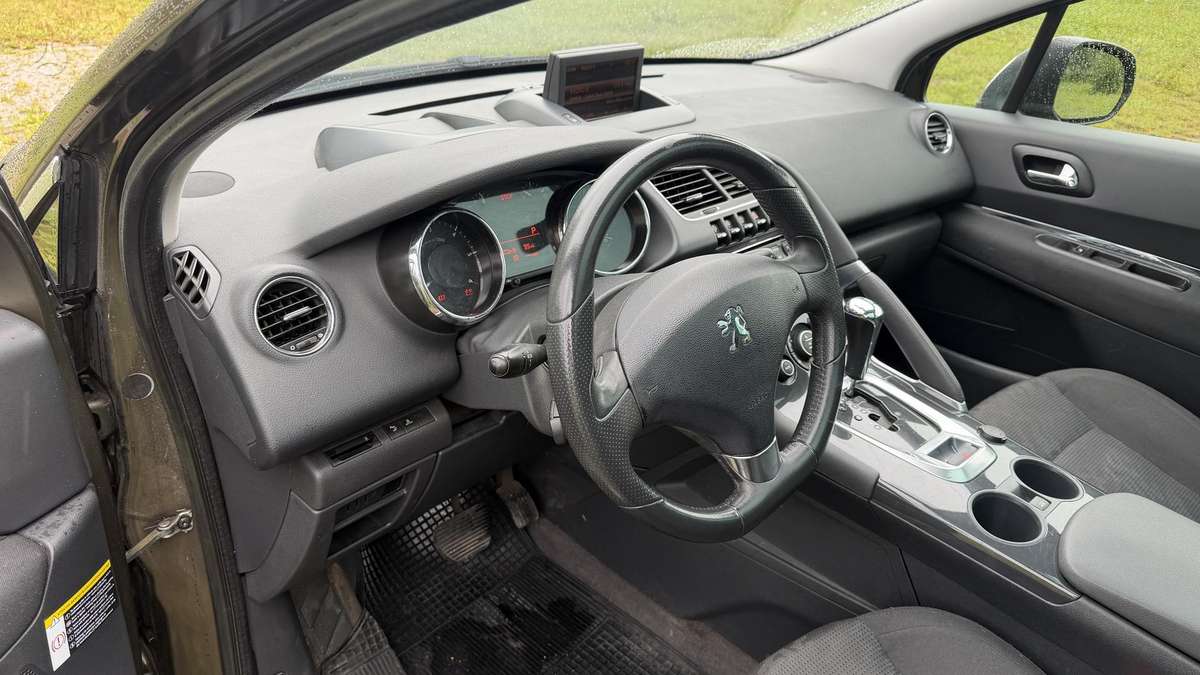 Peugeot 3008 - 12
