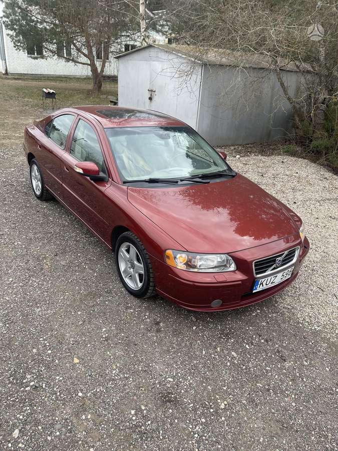 Volvo S60, 2.4 l., Седан