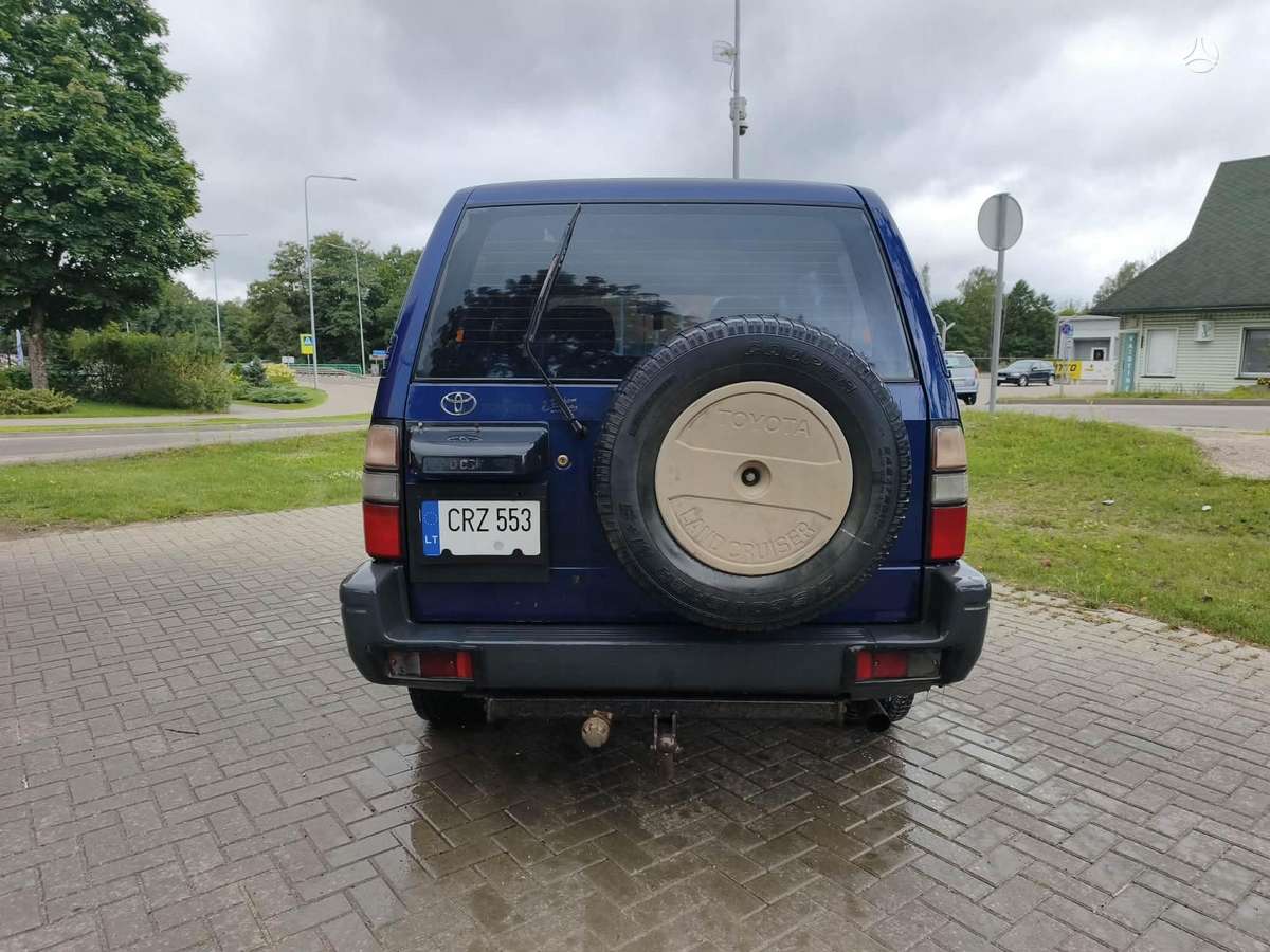 Toyota Land Cruiser - 6