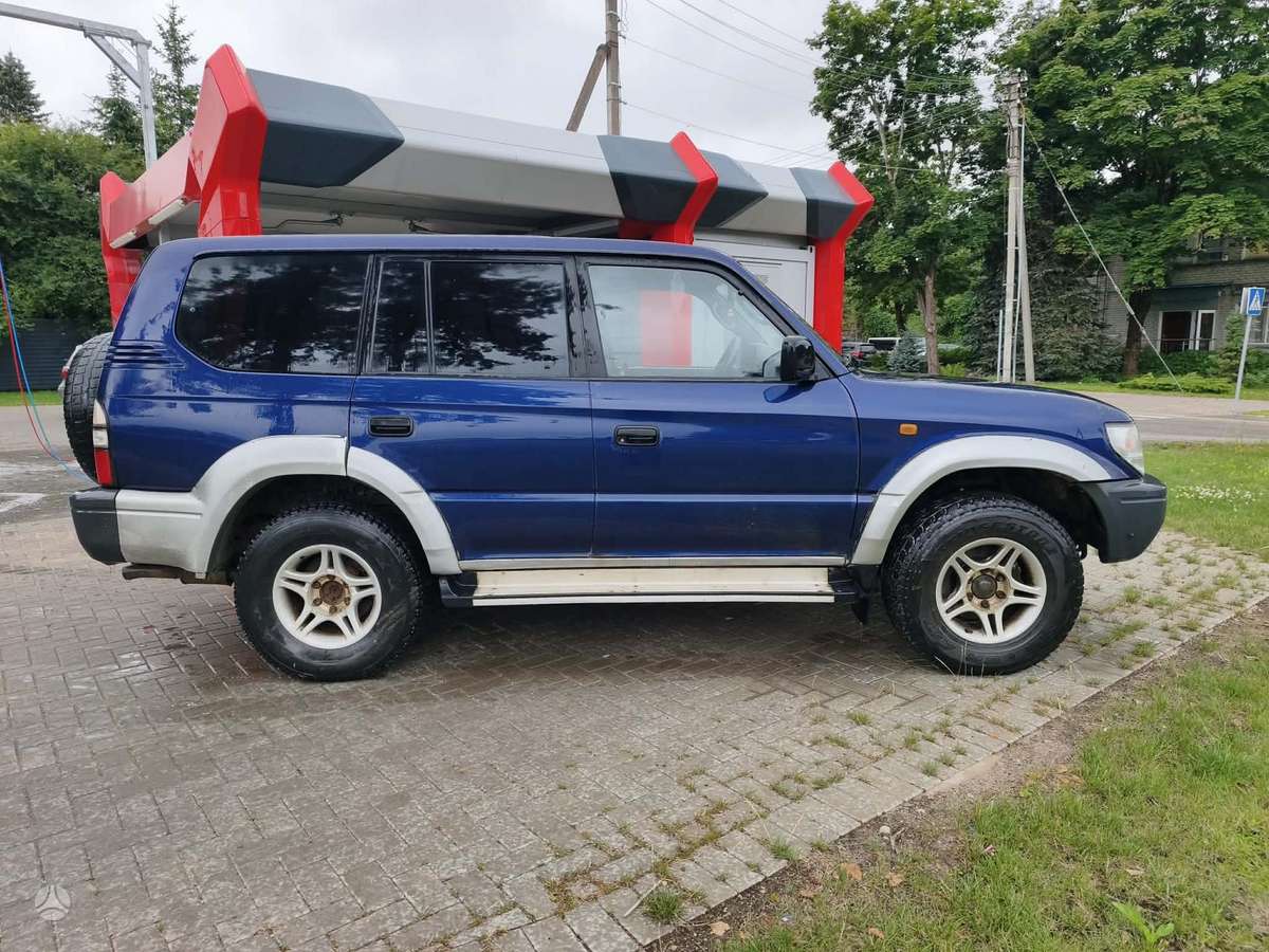 Toyota Land Cruiser - 8