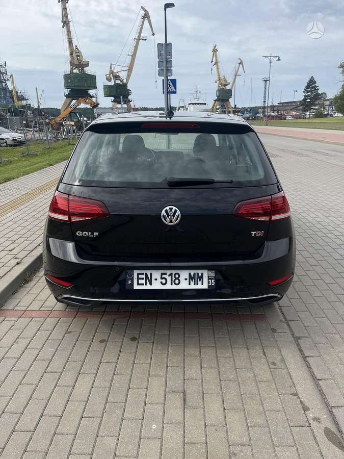 Volkswagen Golf - 7