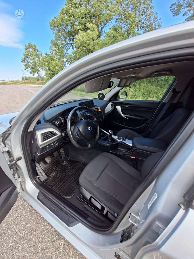 BMW 118, 2.0 l., hečbekas