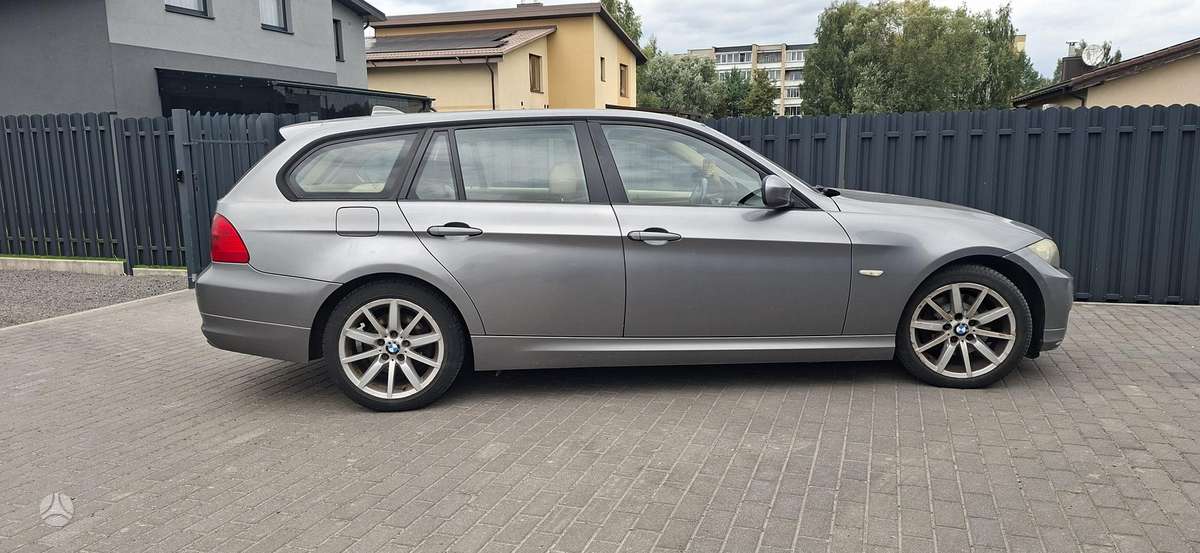BMW 320, 2.0 l., Универсал