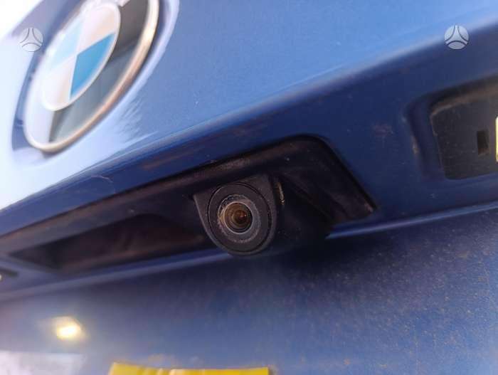 BMW 325, universalas