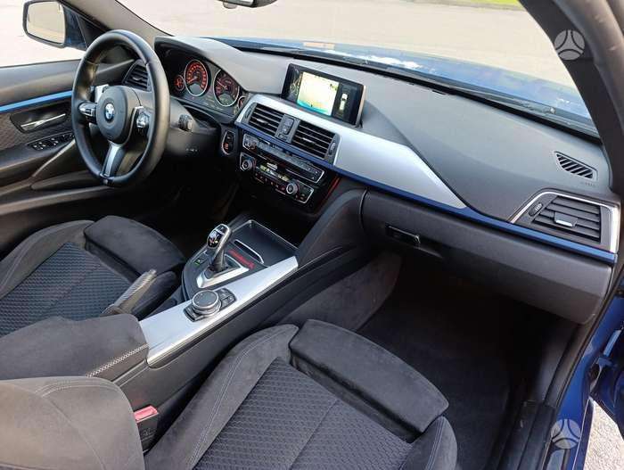 BMW 325, universalas