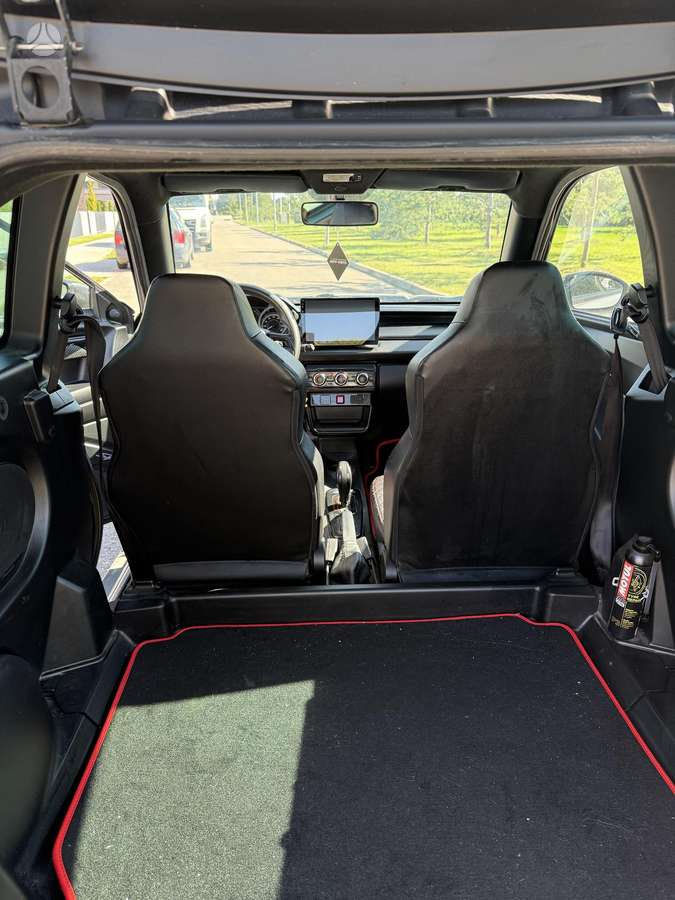 Ligier JS60, 0.5 l., hatchback