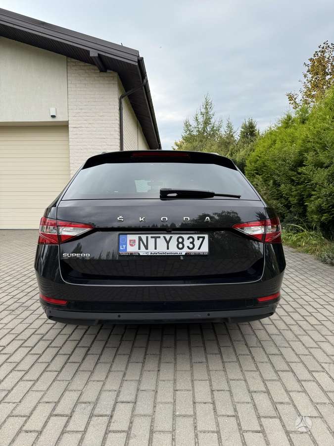 Skoda Superb, 2.0 l., Универсал