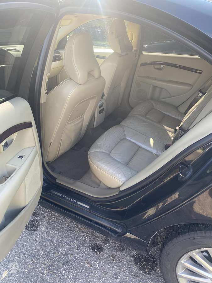 Volvo S80, 2.4 l., Седан