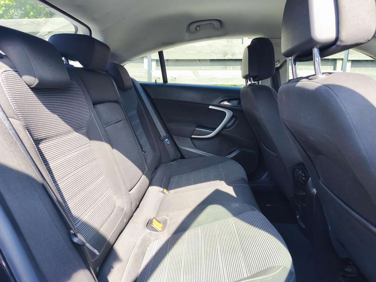 Opel Insignia, 2.0 l., Хэтчбек
