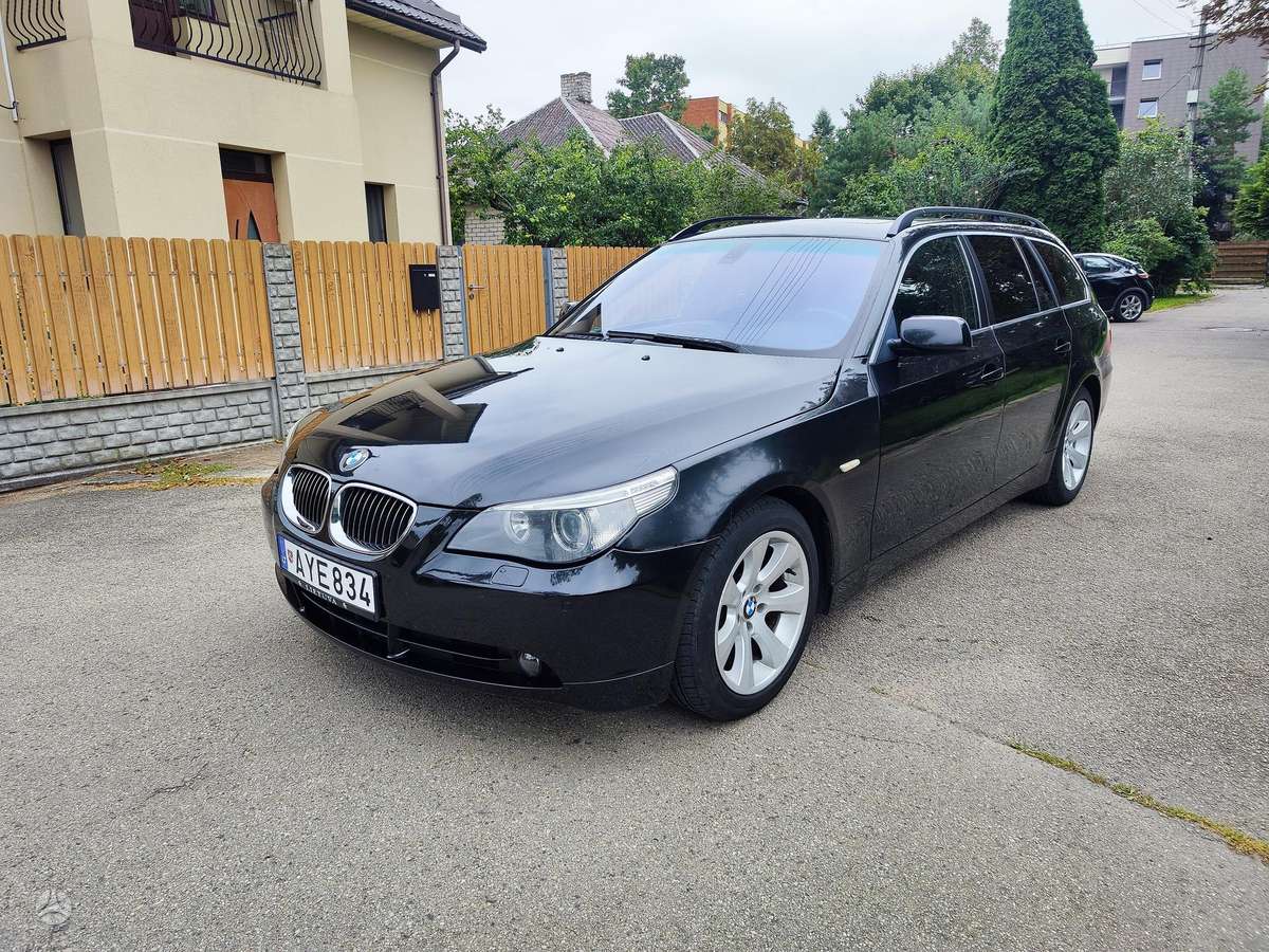 BMW 525, 2.5 l., universalas