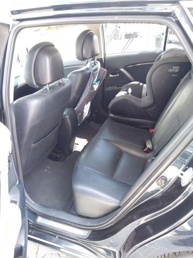 Toyota Avensis, 2.2 l., Универсал