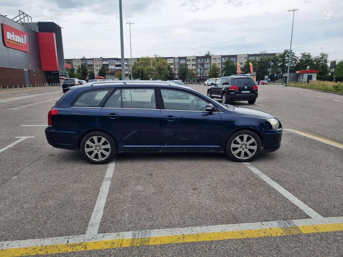 Toyota Avensis - 3
