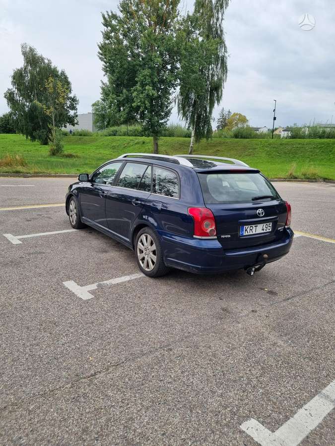 Toyota Avensis - 6