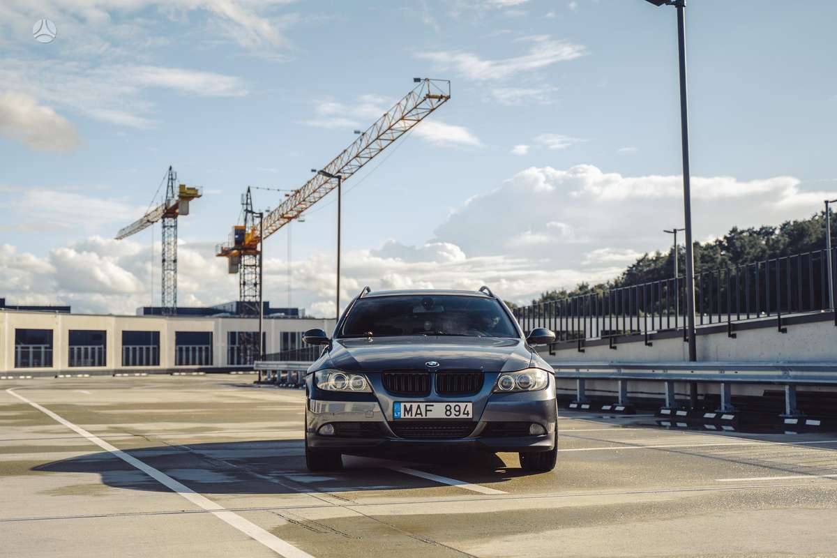 BMW 320, 2.0 l., Универсал