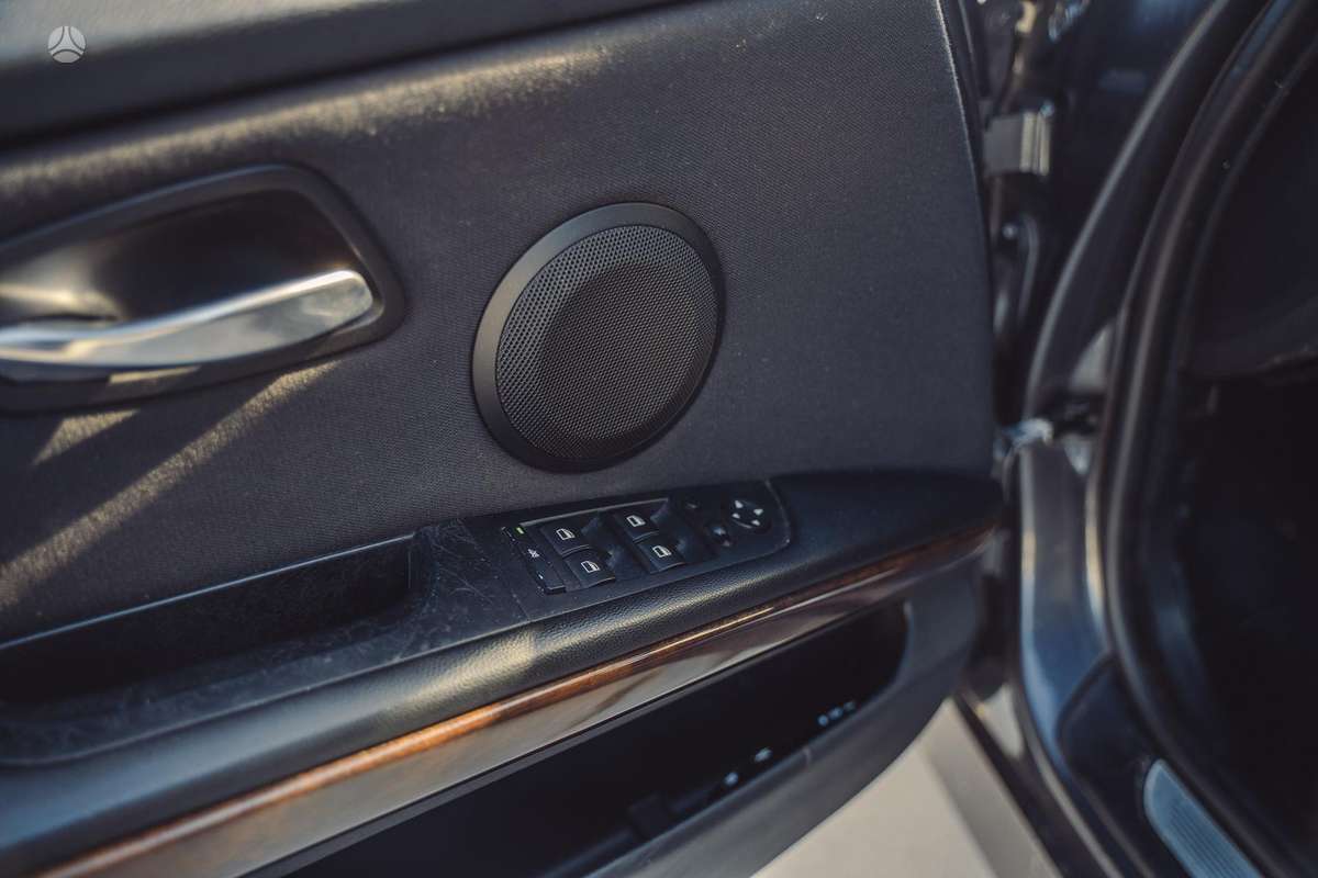 BMW 320, 2.0 l., Универсал
