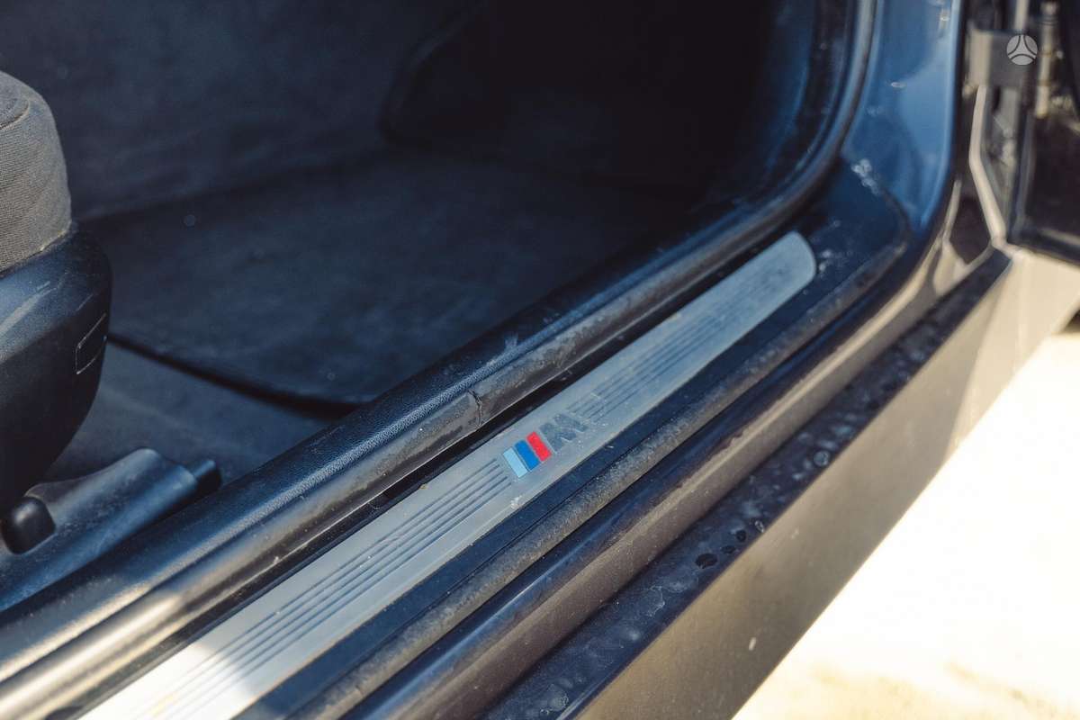 BMW 320, 2.0 l., wagon