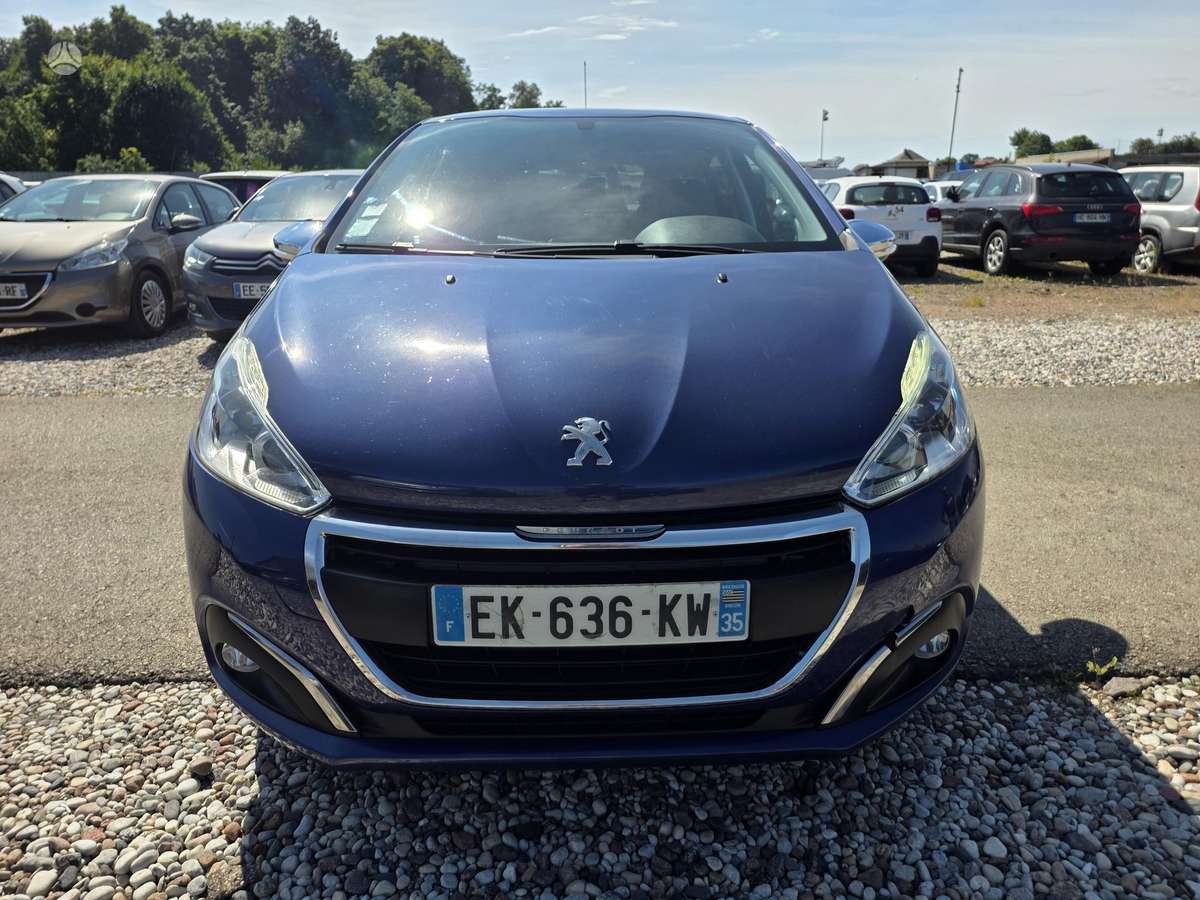 Peugeot 208 - 2