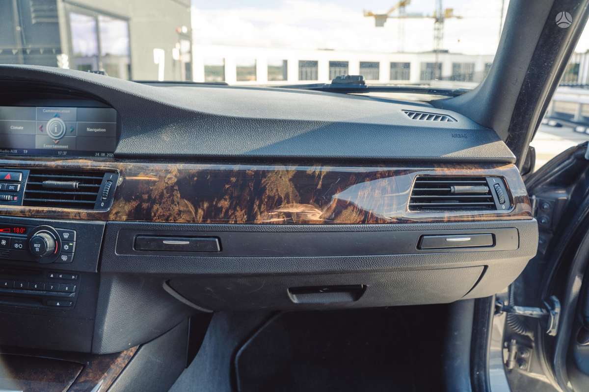 BMW 320, 2.0 l., Универсал
