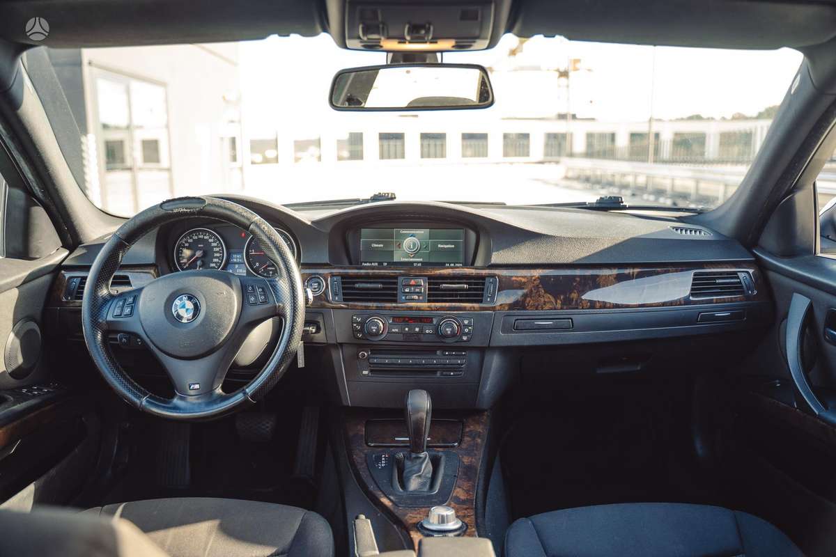 BMW 320, 2.0 l., Универсал