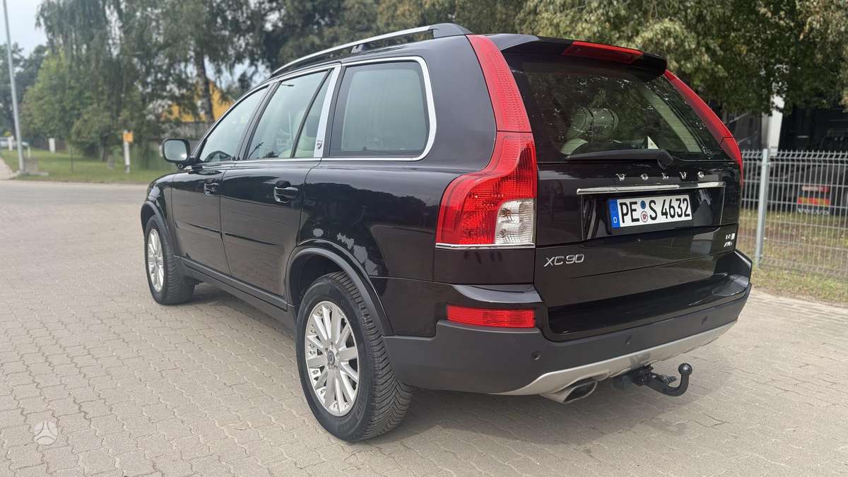 Volvo XC90 - 3