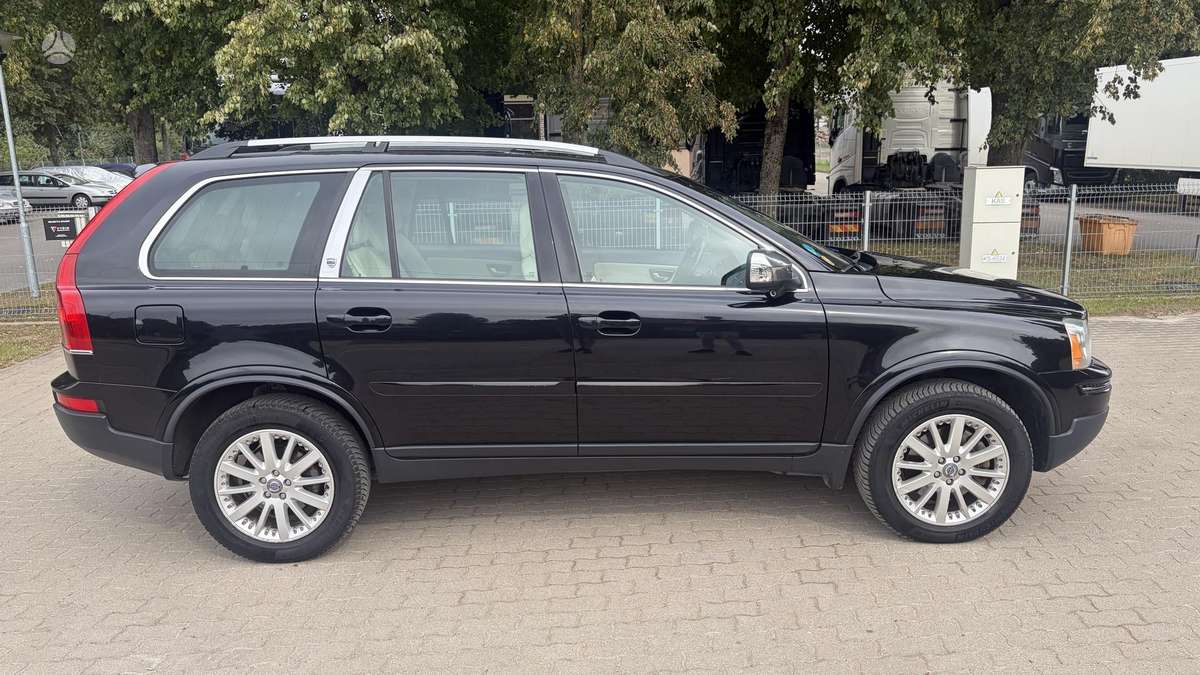 Volvo XC90 - 7